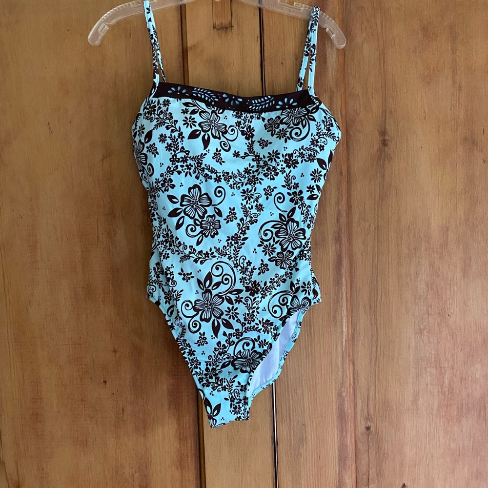 One piece bathing suit